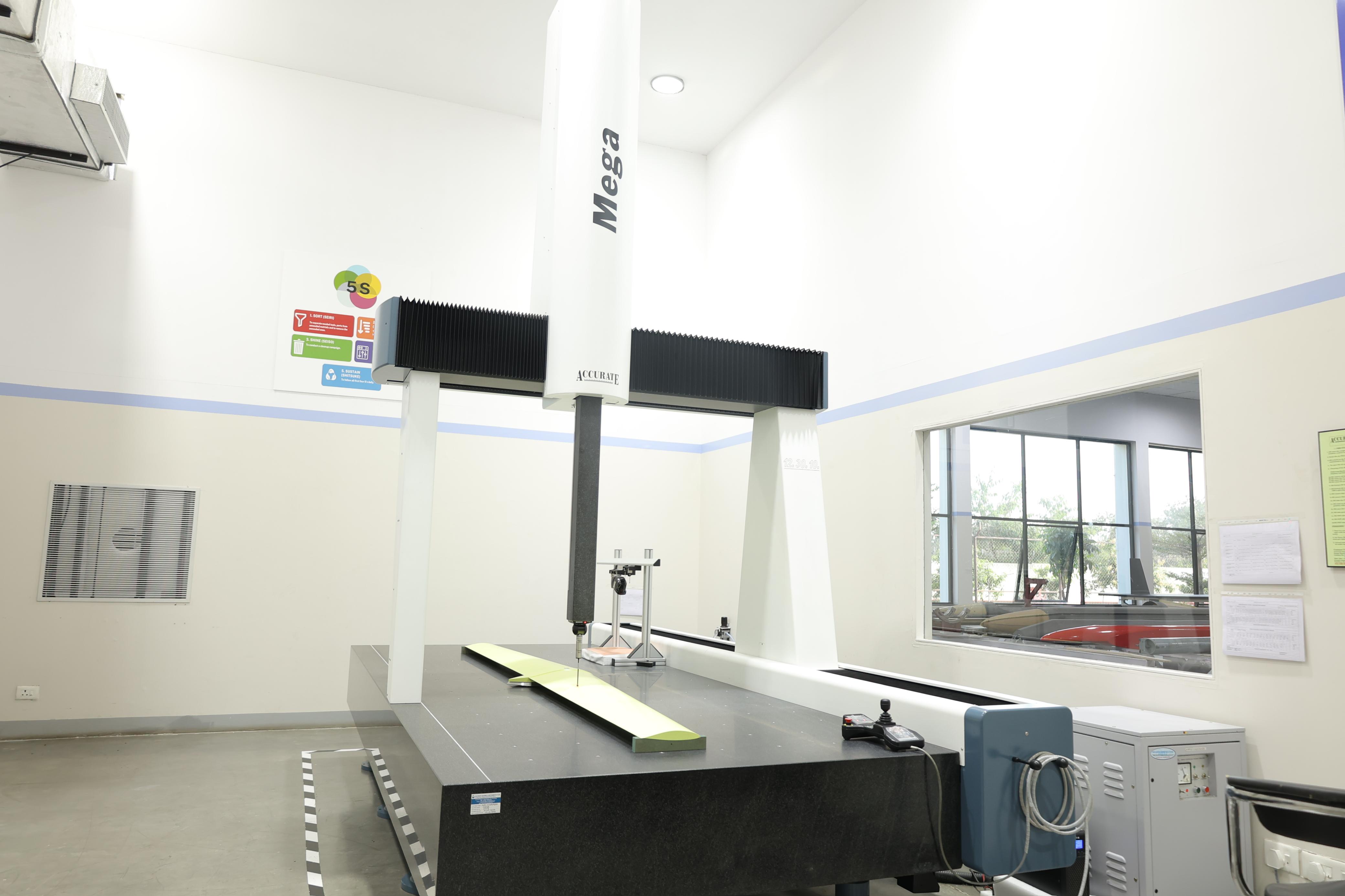 CMM (Coordinate Measuring Machine) 